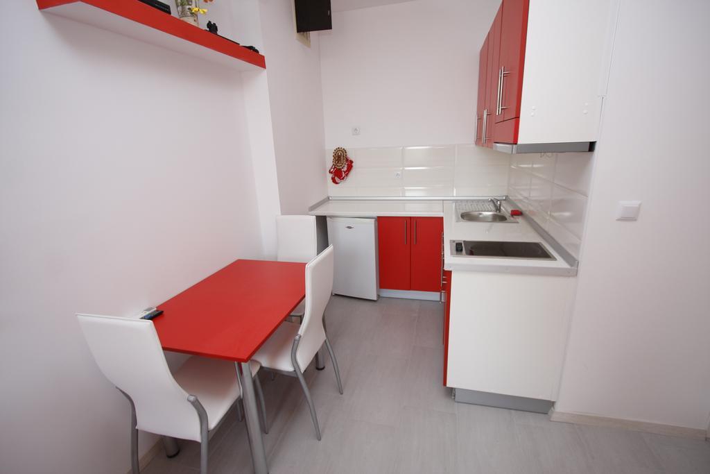 Apartments Lidus Makarska Quarto foto