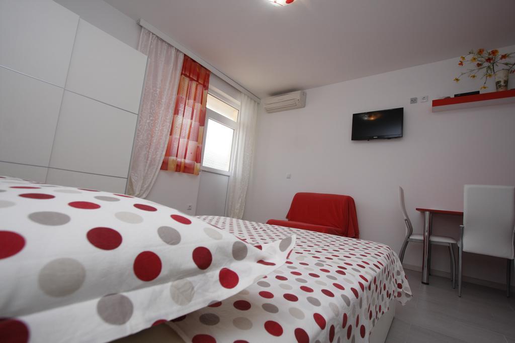 Apartments Lidus Makarska Quarto foto