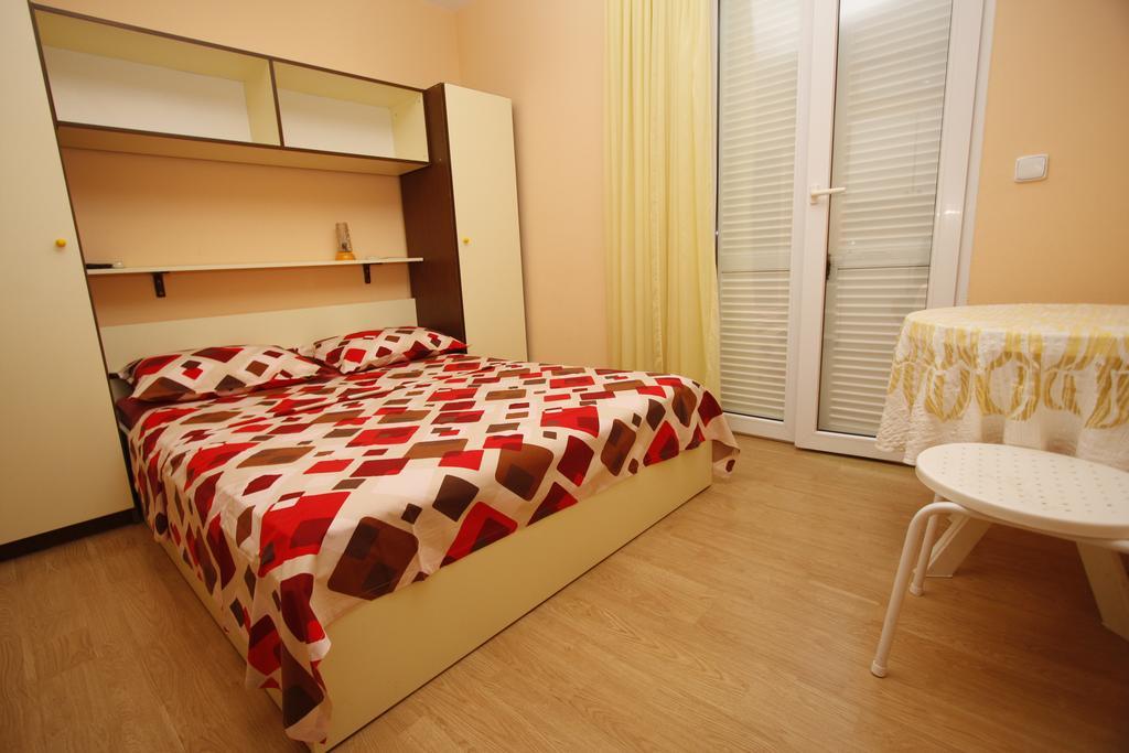 Apartments Lidus Makarska Quarto foto